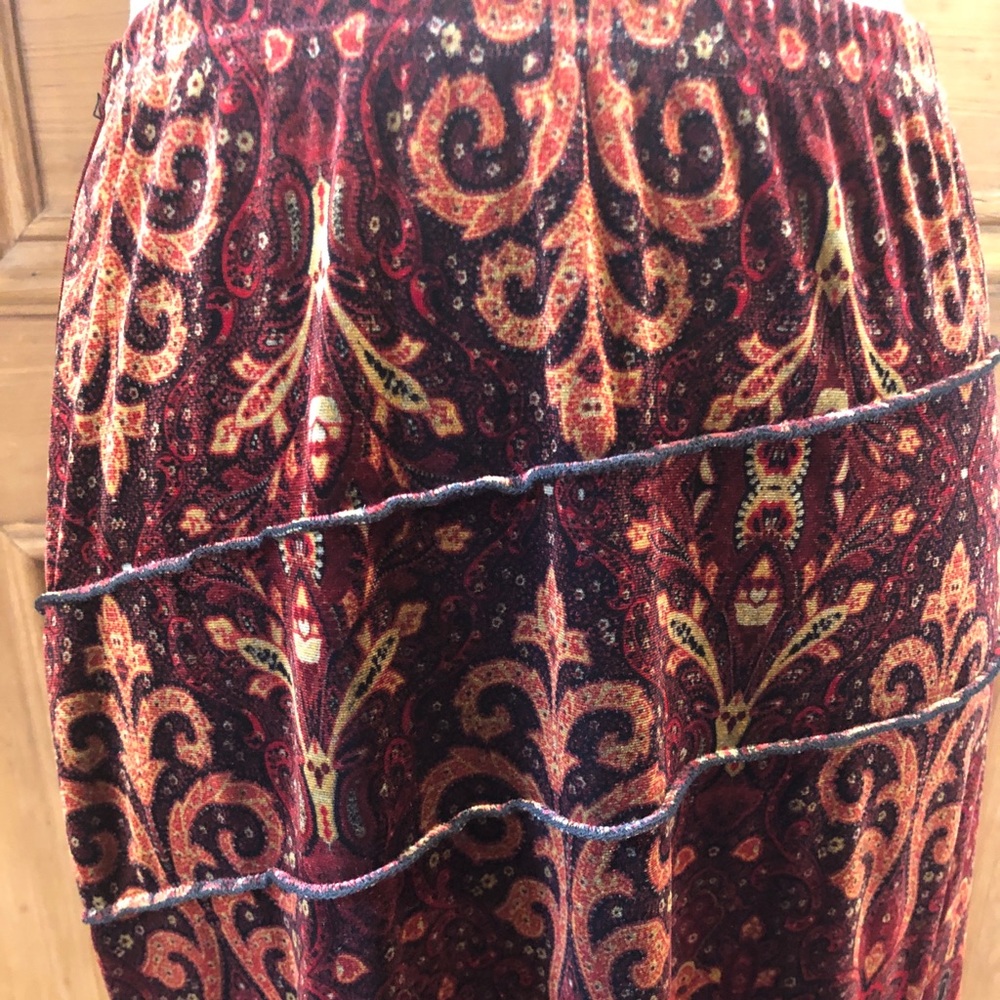 Autumn-Colors Stretch Velvet 4-Tier Skirt